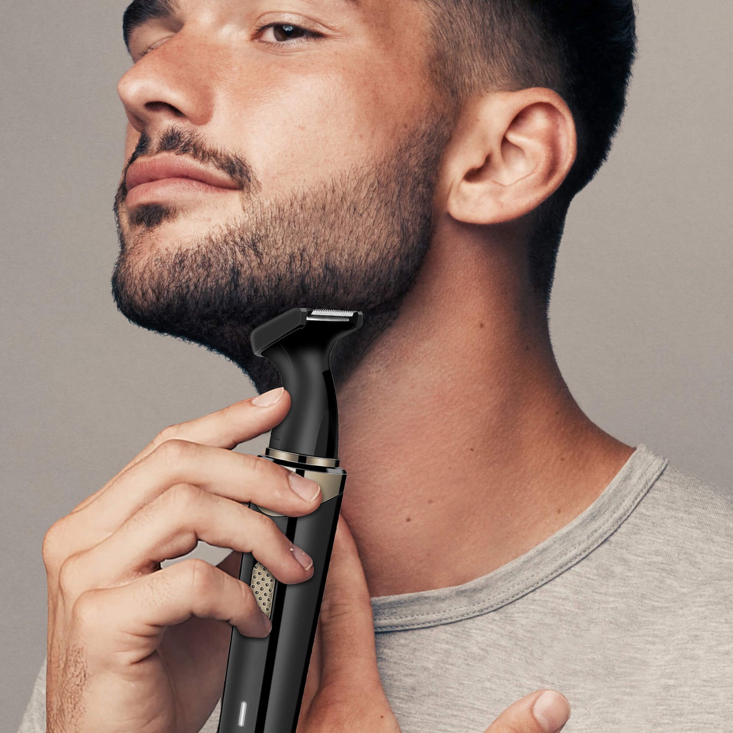 Reichtum Electric Shaver for Men Women, 4 in 1 Rechargeable Razor Nose Hair Trimmer Grooming Groomer Kit for Facial Eyebrow Beard Sideburn
